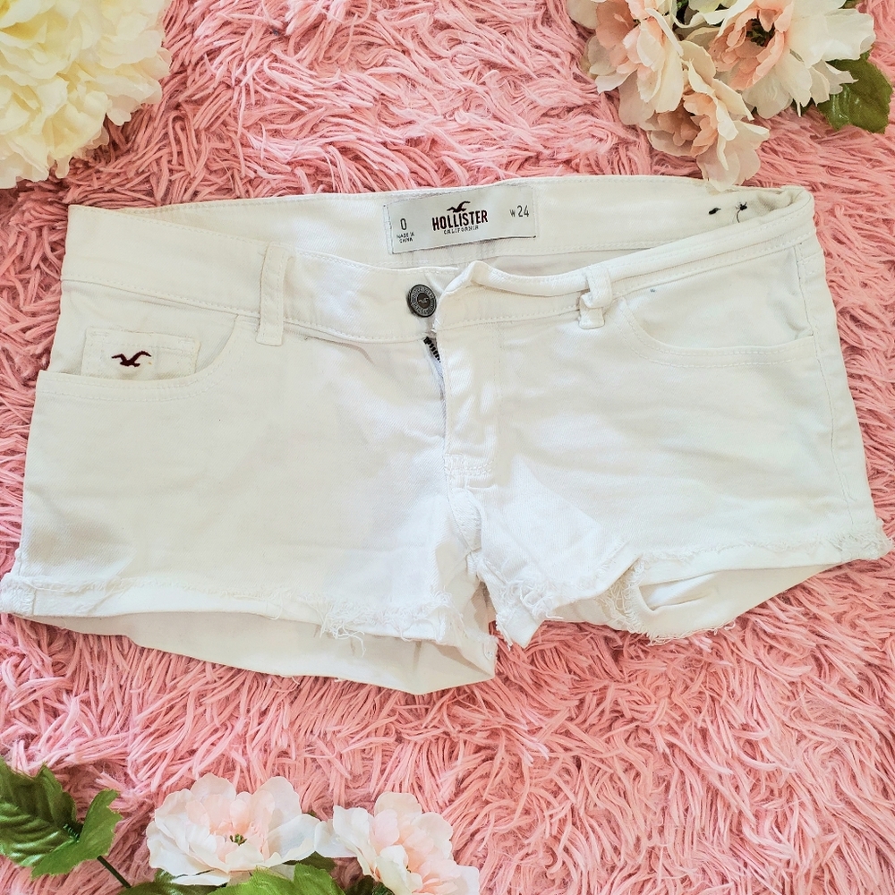 Hollister jean shorts white